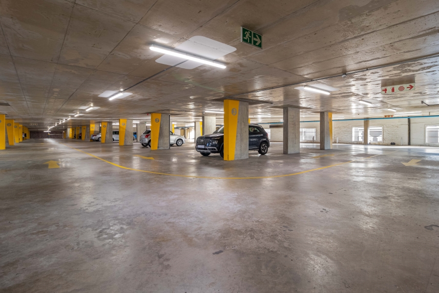 To Let 2 Bedroom Property for Rent in Woodstock Western Cape